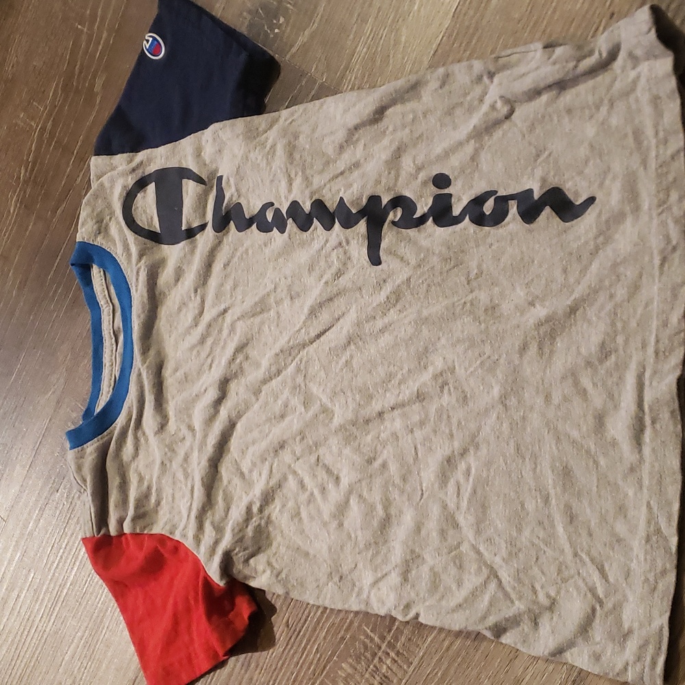 Champion short sleeve tee